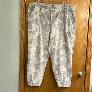 Plus size joggers
